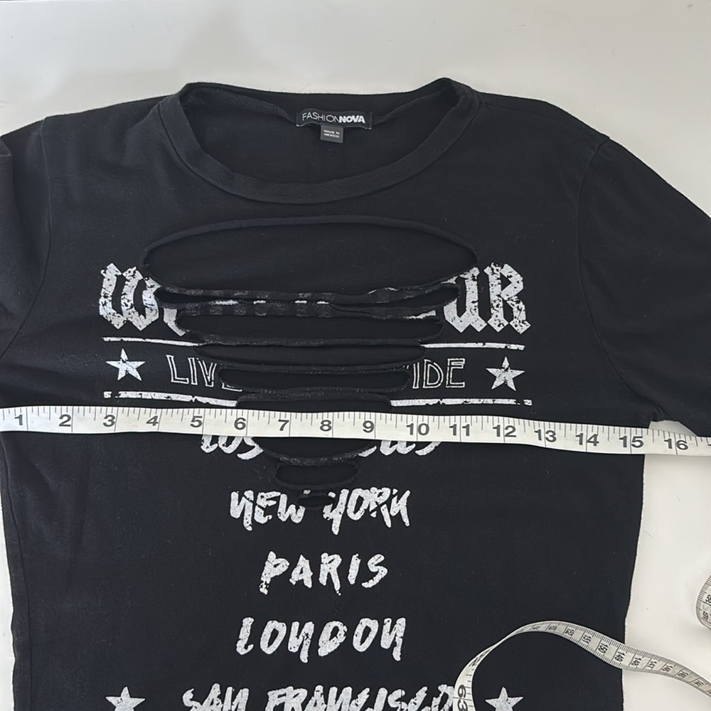 Edgy Streetwear BUNDLE (4)  Bustier Shorts Tee Button Down Y2k Coquette Festival - Picture 16 of 16